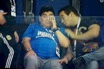 مارادونا يجهش بالبكاء بعد سقوط الأرجنتين المذل امام كراوتيا