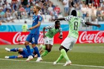 نيجيريا تتخطى أيسلندا بثنائية وتبقي على آمالها