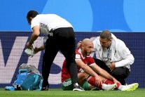 طبيب المغرب يدافع عن 