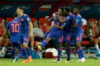 كولومبيا تنعش آمالها وتقصي بولندا من المونديال