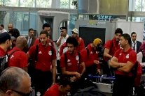 بعثة المنتخب المصري تعود إلى القاهرة وسط إجراءات أمنية مشددة