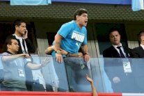 مارادونا يتفاعل مع منتخب بلاده حتى الاعياء