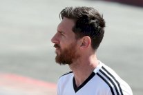 سيف مسلط على رأس ميسي ورفاقه وتطلع إلى كرواتيا