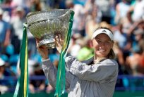 فوزنياكي تحرز اللقب الـ 29 في مسيرتها