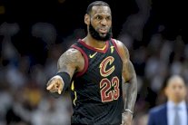 ليبرون جيمس إلى ليكرز مقابل 154 مليون دولار