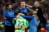 كأس العالم 2018: كرواتيا تقصي الدنمارك في مباراة تألق فيها حارسا مرمى الفريقين