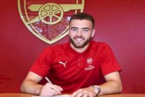 تشامبرز يمدد عقده مع أرسنال