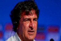 كيمبس بعد مارادونا يعرض تولي تدريب المنتخب الأرجنتيني