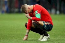 فنانو مصر يسخرون من دموع راموس وإقصاء إسبانيا