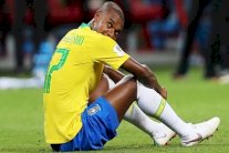 الإتحاد البرازيلي يدعم فرناندينيو ضد العنصرية