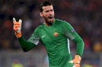 محمد صلاح أرسل إلى أليسون بيكر رسالة تستعجل انتقاله إلى ليفربول