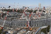 سباق بين انجاز الاشغال وموجة الحر القاتلة قبل إنطلاق أولمبياد طوكيو