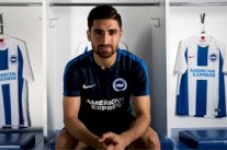 برايتون الإنكليزي يتعاقد مع الإيراني جهانبخش