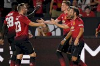 قمة متكافئة تنتهي بتغلّب مانشستر يونايتد على ميلان وديا