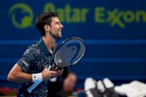 فوز صعب لديوكوفيتش يضعه في ربع نهائي دورة الدوحة