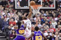 لينارد يقود رابتورز إلى الفوز برقم قياسي شخصي