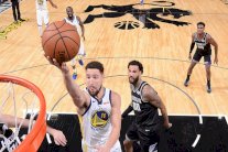 فوز عريض لووريرز وانتصاران صعبان لرابتورز وناغتس