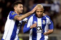 الجزائري ياسين براهيمي يقود بورتو لتحقيق إنجاز تاريخي في البرتغال