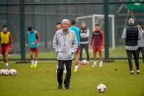 ليبي يحتاج إلى معجزة لمنح الصين لقبها الأول في كأس آسيا