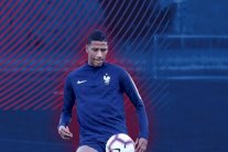 رسميا.. برشلونة يعلن انضمام الفرنسي توديبو إلى صفوفه