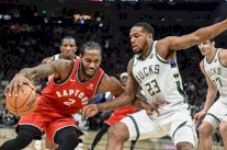 رابتورز يسقِط باكس وثلاثيات قياسية بين ووريرز وكينغز