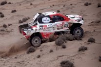 العطية يعزز صدارته في السيارات وبرايبيك يتصدر الدراجات في رالي دكار