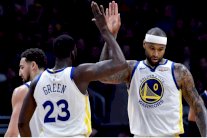 عودة موفقة لكازنز مع غولدن ستايت في دوري الـNBA