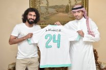 المخضرم حسين عبد الغني يعود إلى الأهلي