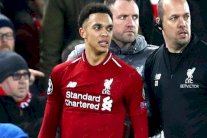  ألكسندر-أرنولد ينضم إلى المصابين في ليفربول