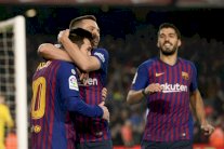 ميسي ينقذ برشلونة من فخ ليغانيس ويواصل انتصاراته