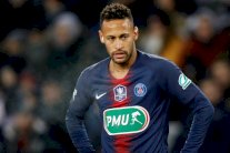 نيمار يغيب عن مباراتي دوري الأبطال لابتعاده عن الملاعب 10 أسابيع