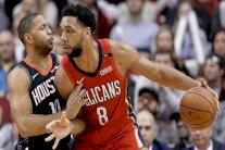 سقوط هيوستن أمام بيليكانز رغم الغيابات والنقاط الـ37 لهاردن