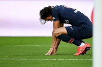 ضربة موجعة لسان جرمان بغياب كافاني ومونييه عن مباراة يونايتد