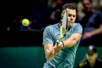 ميدفيديف يخرج تسونغا من دورة روتردام ونيشيكوري يبلغ نصف النهائي