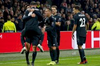 ريال مدريد يحبط أياكس وتوتنهام يتخطى دورتموند بثلاثية