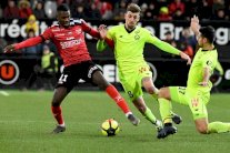 ليل يعزز وصافته ونانت يكرم سالا وديلور يحرم موناكو من الفوز