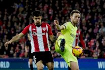 برشلونة يواصل نزيف النقاط ويحيي آمال غريمه ريال