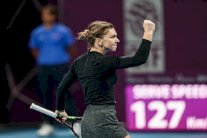 هاليب بصعوبة إلى نهائي دورة الدوحة وكيربر تفشل في اللحاق بها