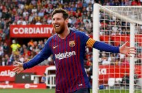 ميسي ينقذ برشلونة من الخسارة أمام إشبيلية