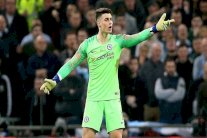 تشلسي يغرم حارسه كيبا بحسم أسبوع من راتبه