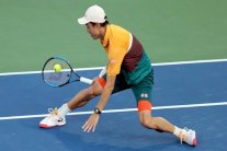 فيدرر إلى ربع نهائي دورة دبي ونيشيكوري يخرج من الدور الثاني