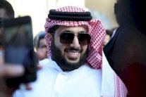 تركي آل الشيخ يصوب على الأهلي مع عودته لبيراميدز