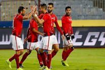 الأهلي يضيق الخناق على الزمالك في الدوري المصري