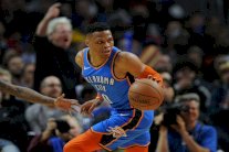 روكتس يتابع سلسلته الناجحة ووستبروك يثير الجدل