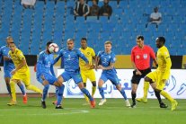 التعادل سيد الموقف بين التعاون والفتح في الدوري السعودي