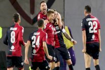 كالياري يزيد محن فيورنتينا في الدوري الإيطالي