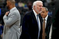 بوبوفيتش مدرب سبيرز يدخل التاريخ من باب الخروج المبكر