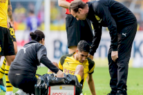 إصابة المغربي حكيمي رفقة دورتموند تهدد مشاركته في (كان) مصر