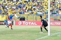 الأهلي يعود من جنوب إفريقيا بخسارة تاريخية بخماسية مذلة