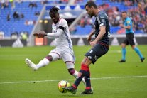 ديجون يفاجئ ليون ويتخلص من المركز الأخير بالدوري الفرنسي